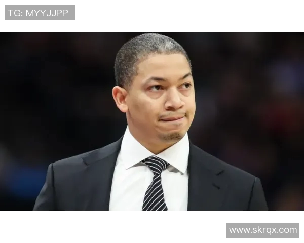 上海篮球队主教练新赛季战略调整与球队发展方向探讨